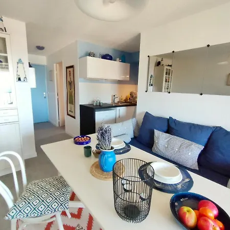 Avec Terrasse Vue Mer, Proximite Plage, Place Parking * Sanary-sur-Mer