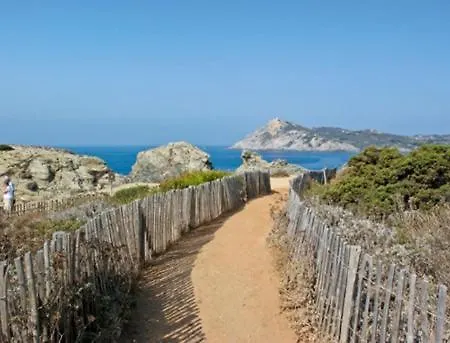 Avec Terrasse Vue Mer, Proximite Plage, Place Parking Appartement *