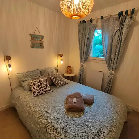 Appartement Avec Terrasse Vue Mer, Proximite Plage, Place Parking Sanary-sur-Mer